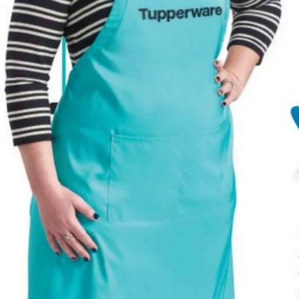 Tupperware kitchen apron - Picture 2 of 3